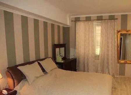 Otel And Restaurant Velure *