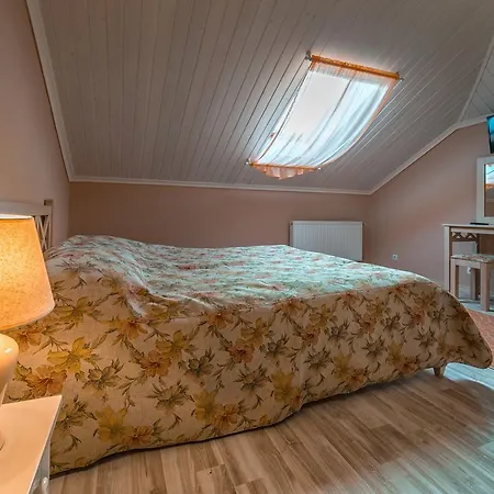 And Restaurant Velure * Мукачево