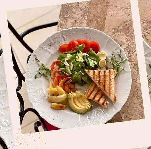 מלון And Restaurant Velure
