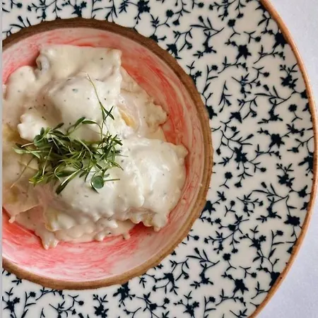 Hotel And Restaurant Velure Mukacheve