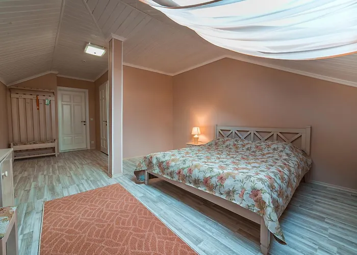 Hotel And Restaurant Velure *